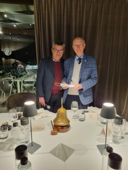 “Lectum, panem,vinum et ignem” (i)